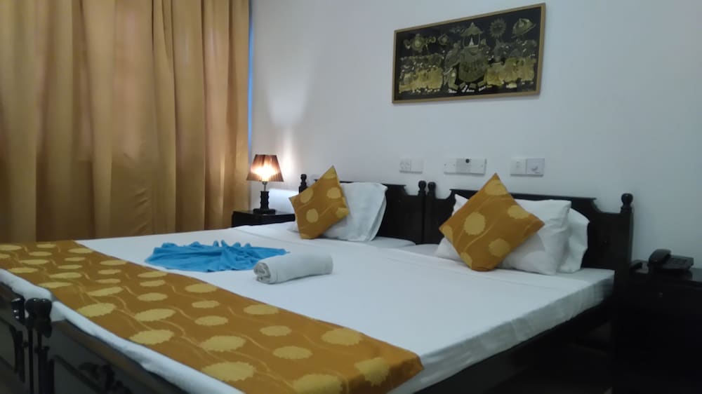 Double Room (Non Ac) photo 1