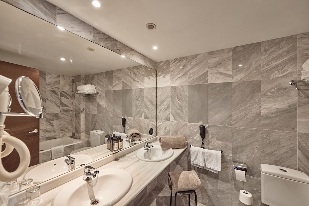 Deluxe Double Room, Sea View Spa Access Not included - Photo 6