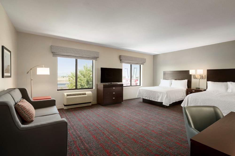 Suite, 2 Queen Beds, Accessible, Non Smoking - Photo 3
