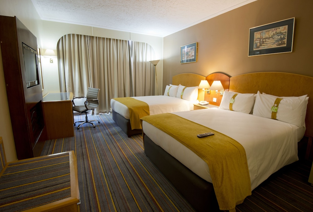 Standard Room, 2 Double Beds, Non Smoking - Photo 7