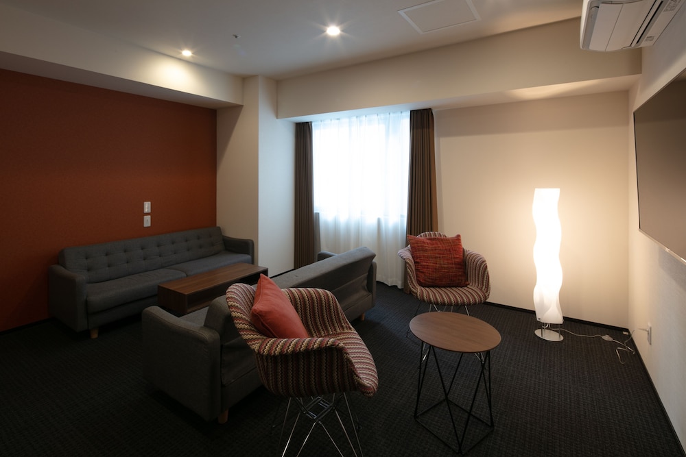 Superior Studio Suite, Multiple Beds - Photo 5