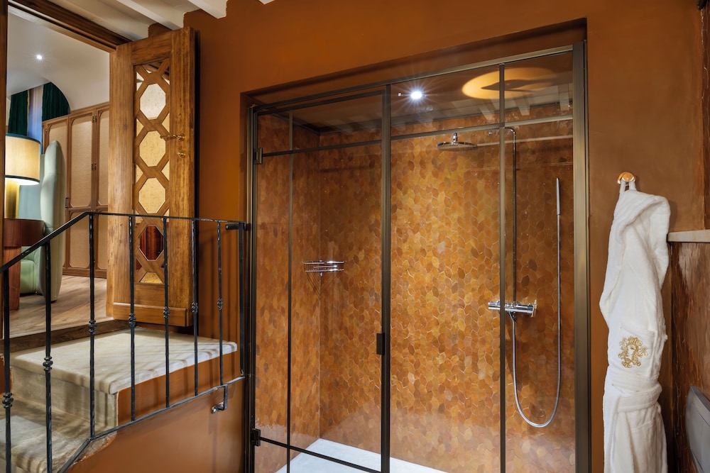 Suite, City View photo 2