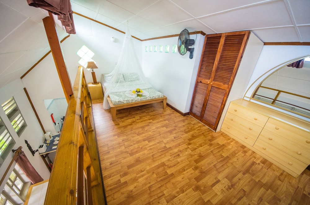 Basic Double Room, 1 Bedroom (Carambole ) photo 1