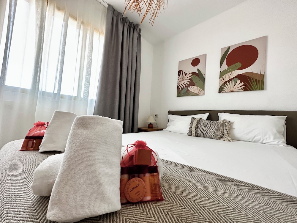 Premium Apartment, 1 Bedroom, Partial Ocean View photo 3