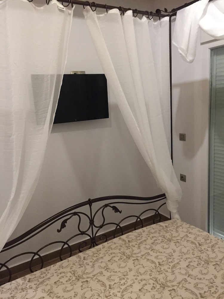 Luxury House, 2 Bedrooms, Sea View