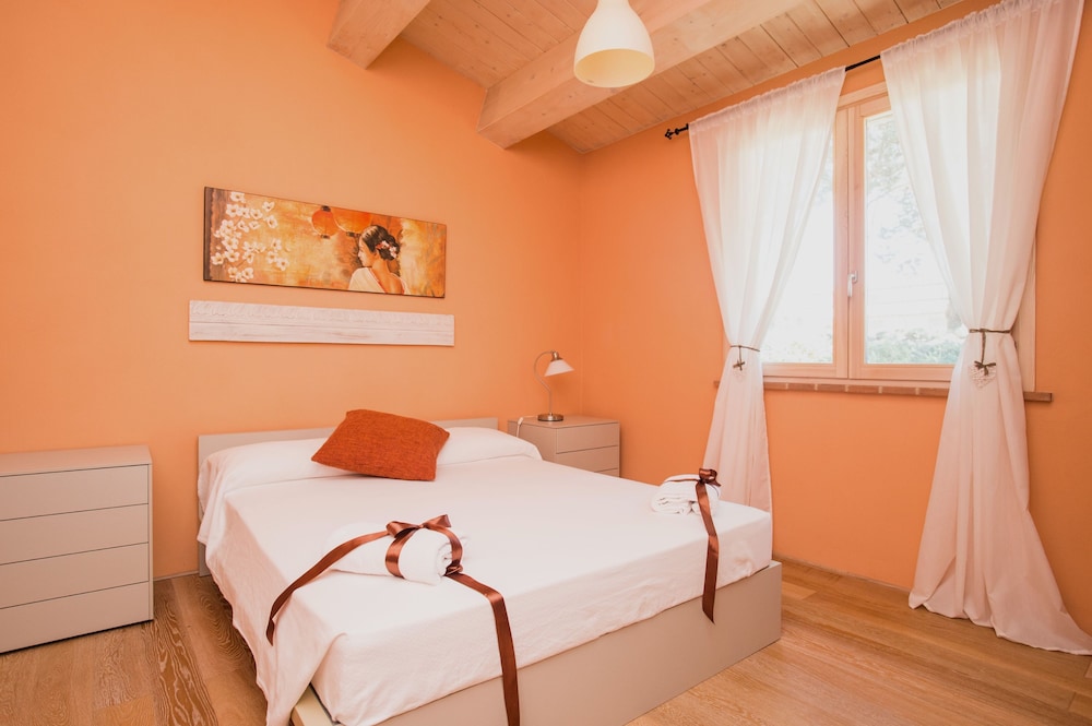Villa photo 1