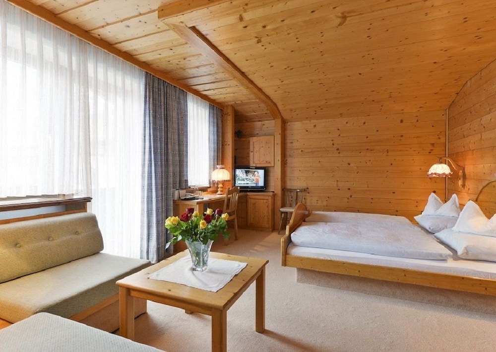 Double Room, Balcony, Mountain View photo 2