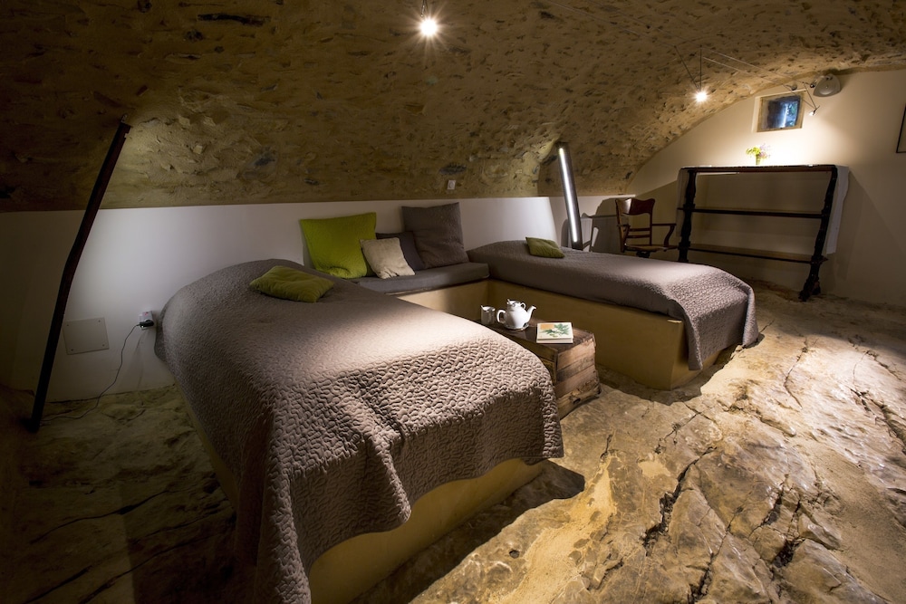 Suite (L’oliveraie) photo 3