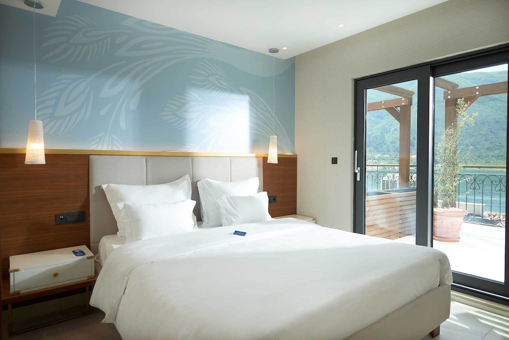 Suite, 2 Bedrooms, Sea View photo 2