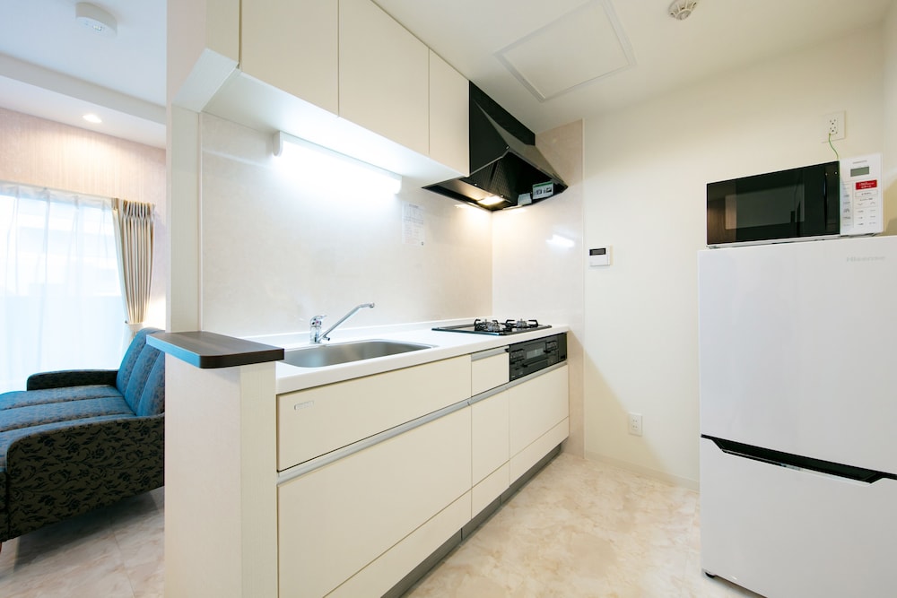 FRANCE Triple Room - Photo 4