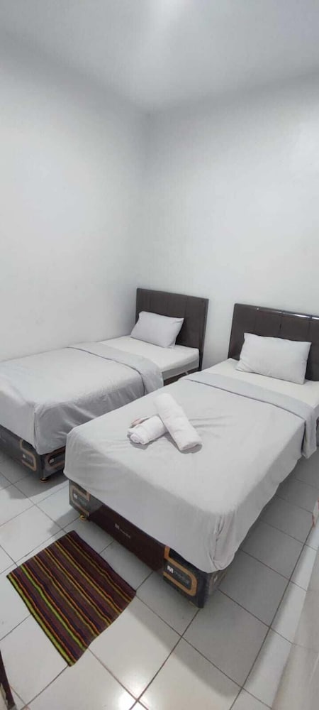 House, Multiple Beds (Our Ocean View) photo 1