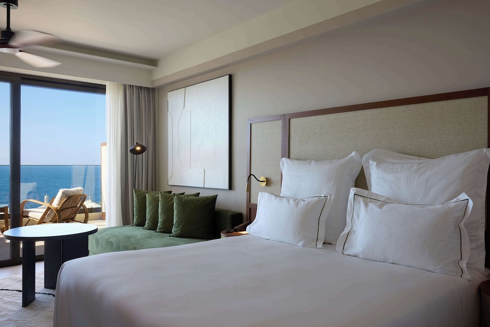 Junior Suite, 1 King Bed, Sea View
