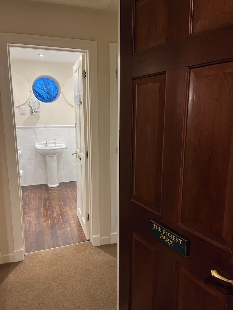 The Forest Park Room photo 3