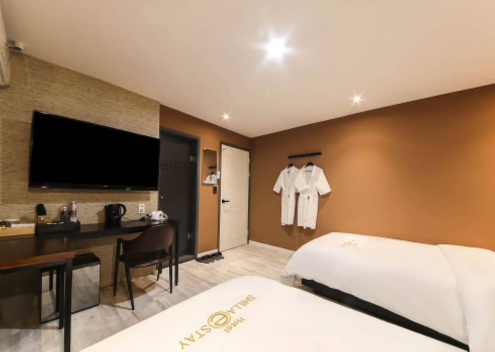Business Twin Room (B) photo 2