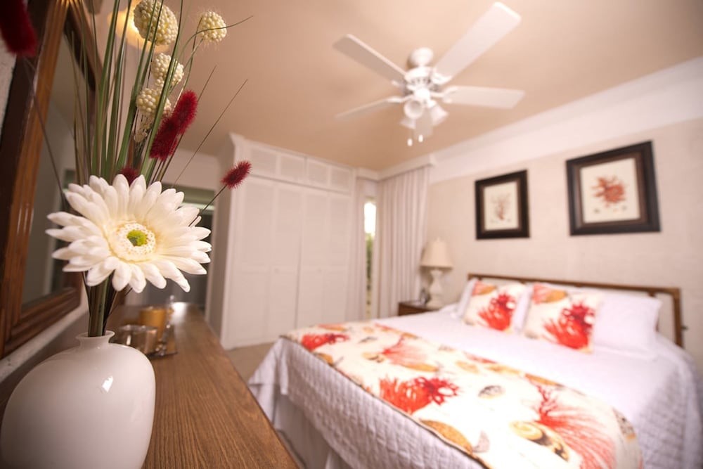 House, 4 Bedrooms photo 2