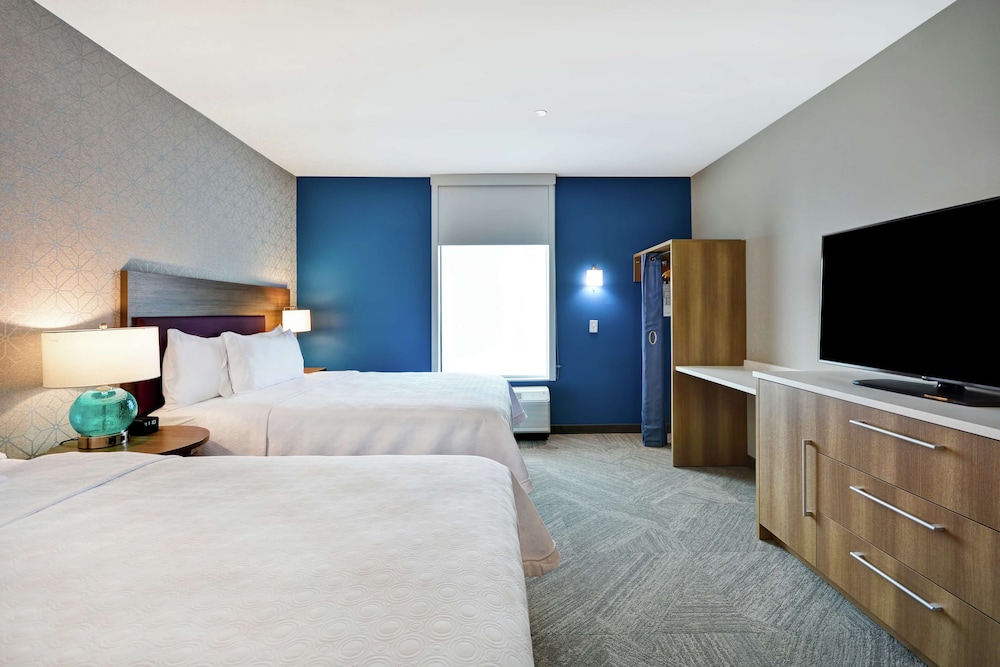 Suite, 2 Queen Beds, Accessible photo 3