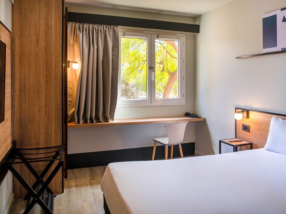 Standard Room, 1 Double Bed