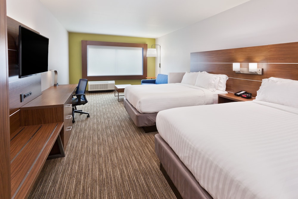 Suite, Multiple Beds photo 1