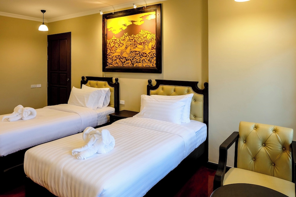 Deluxe Twin Room, Accessible, Non Smoking photo 2