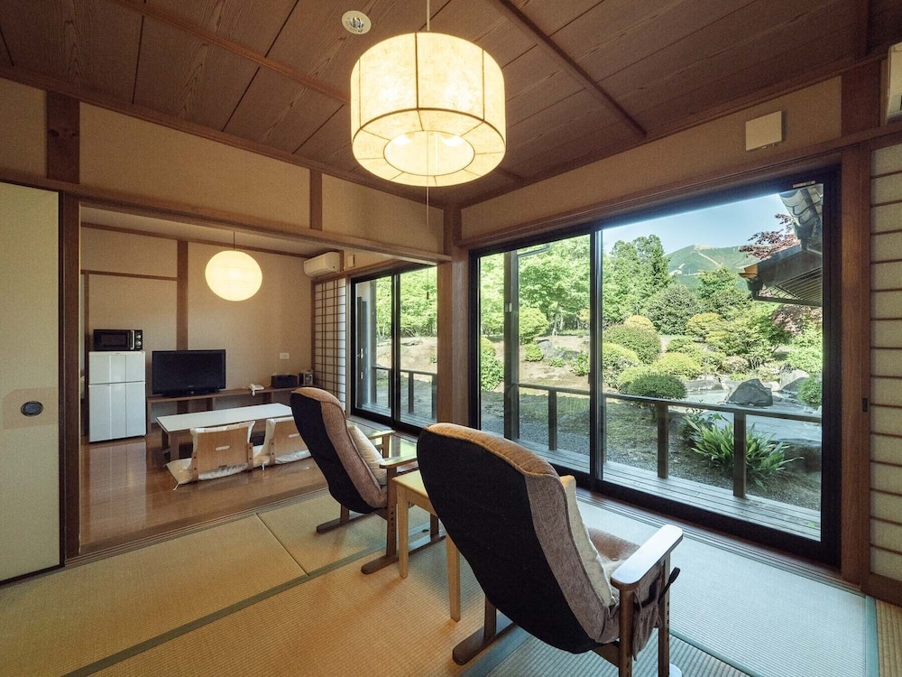 Luxury Suite photo 1