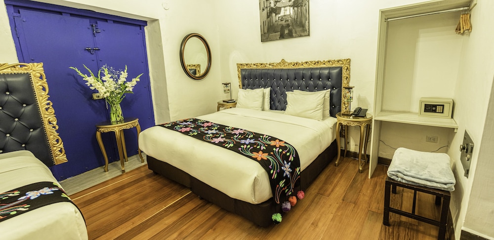 Deluxe Double Room, Jetted Tub photo 2