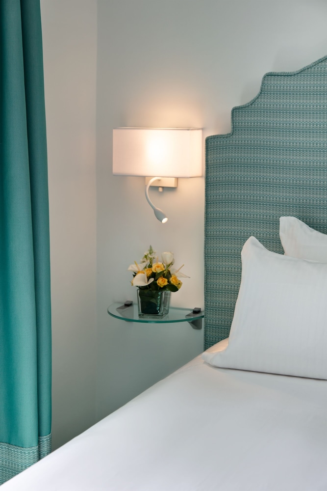 Junior Double or Twin Room, Sea View - Photo 12
