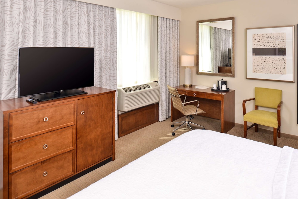 Room, 1 King Bed with Sofa bed, Non Smoking, Refrigerator