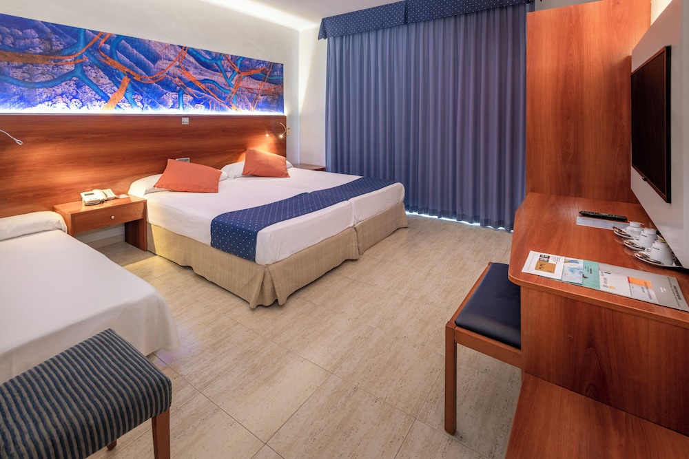 Triple Room photo 2