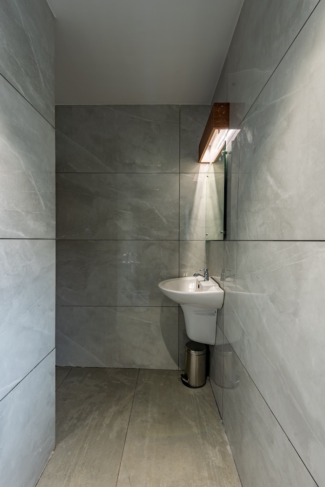 Deluxe Triple Room - Photo 6