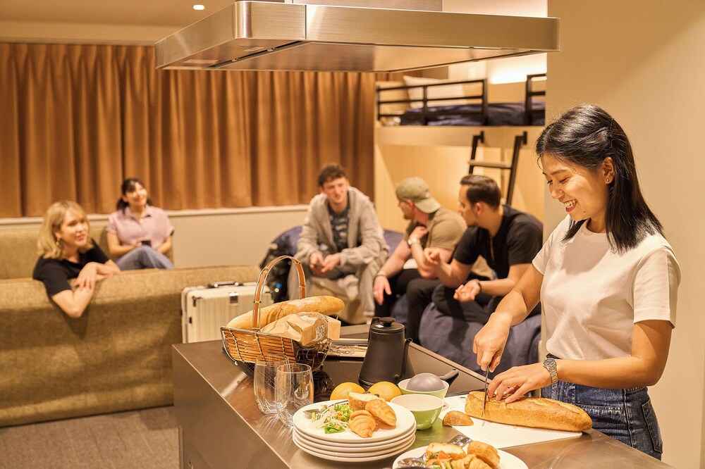 Private Family Room for 5-7 with Private Shower room, Non Smoking