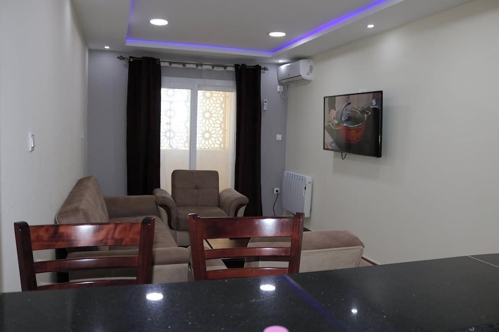 Deluxe Apartment, Private Bathroom, Beachside, photo 6