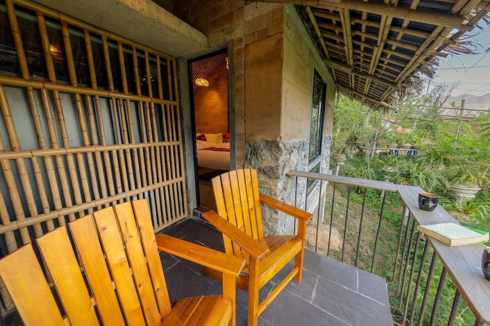 Family Room - Photo 14