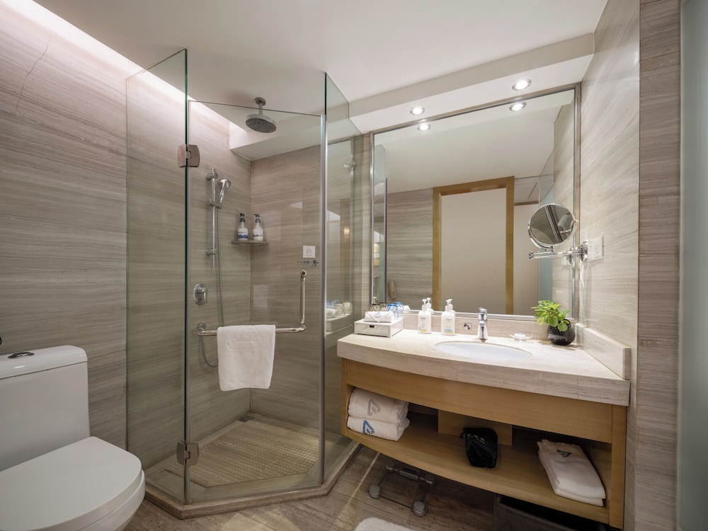 Executive King Room - Photo 4