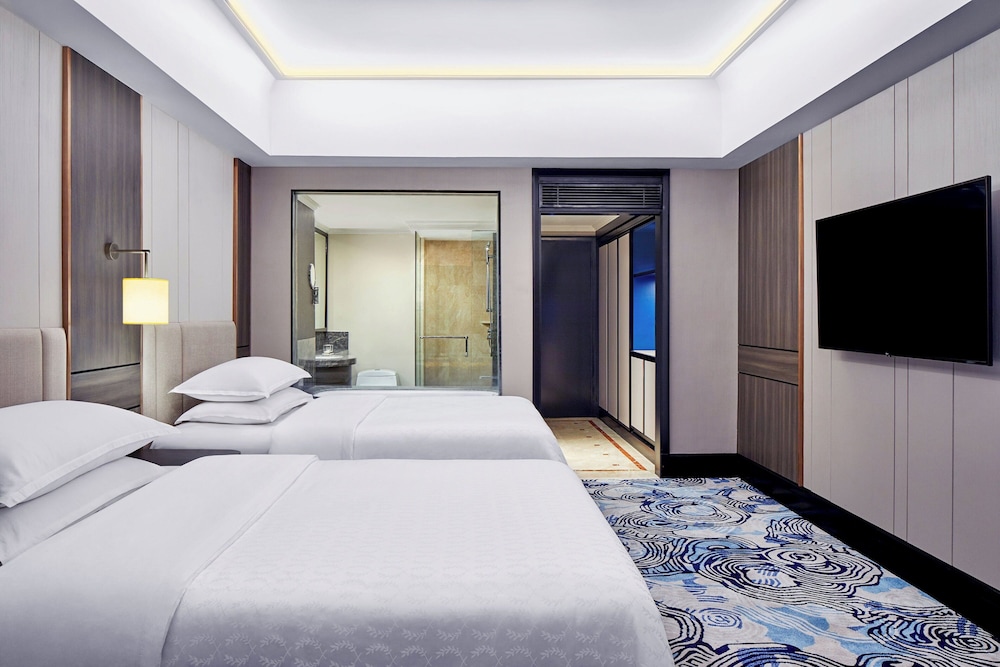 Premium Room, 2 Double Beds - Photo 1