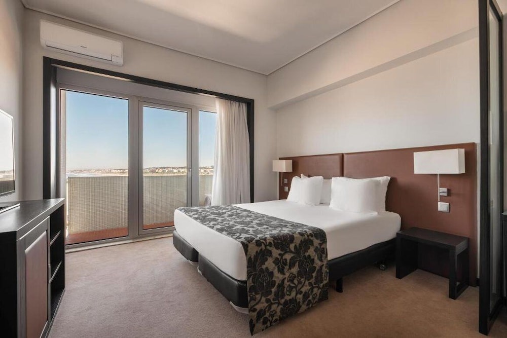 Deluxe Double Room, Sea View - Photo 2
