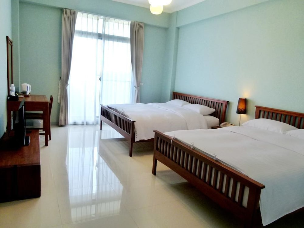 Comfort Quadruple Room, Partial Ocean View photo 1