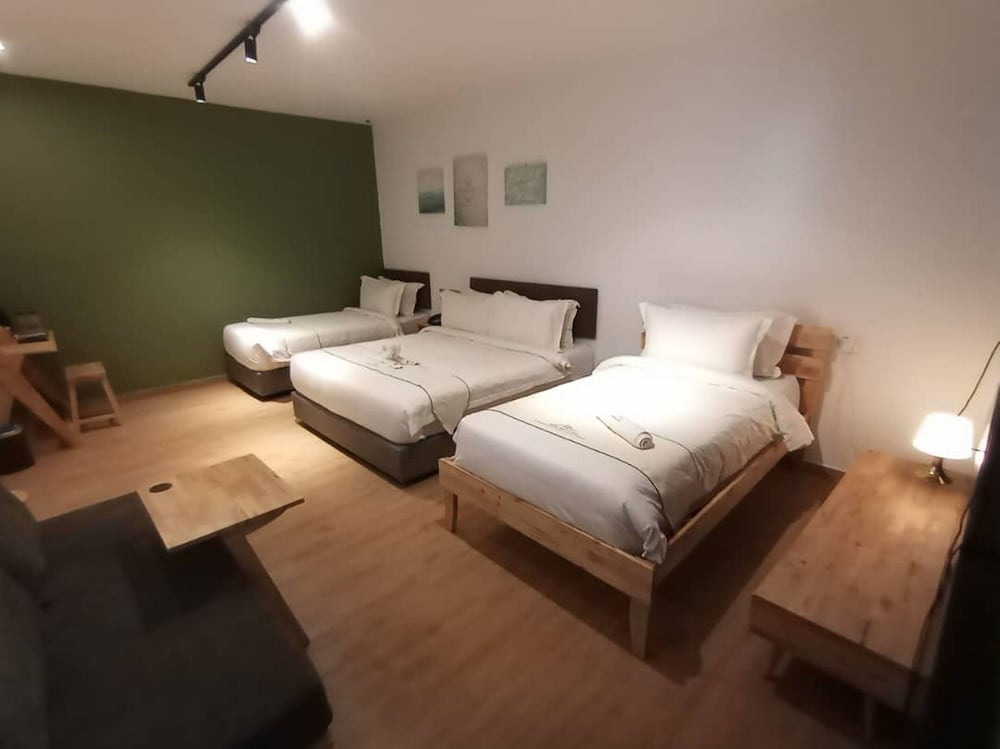Deluxe Quadruple Room photo 1