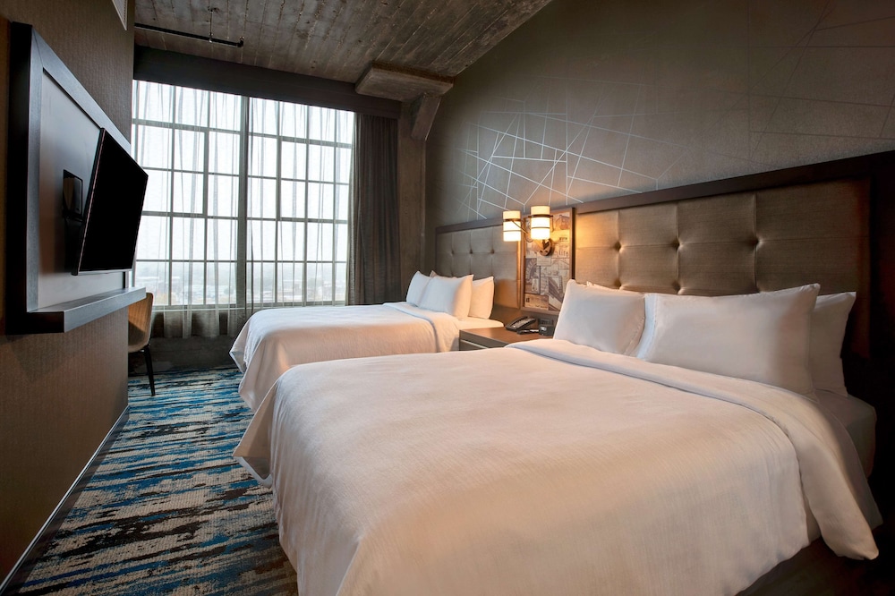 Suite, 2 Queen Beds - Photo 1
