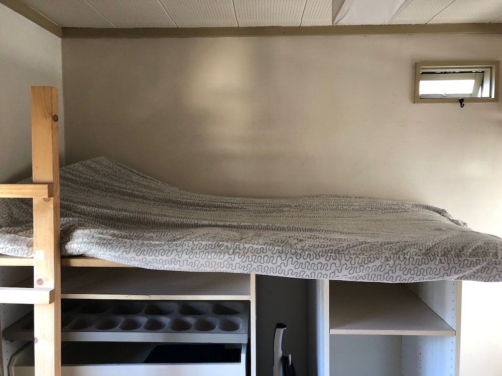 2 Bedrooms Apartment photo 3
