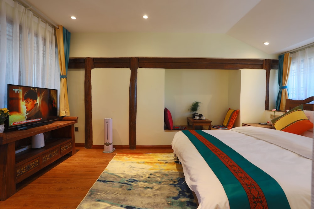Elite Double Room (205)
