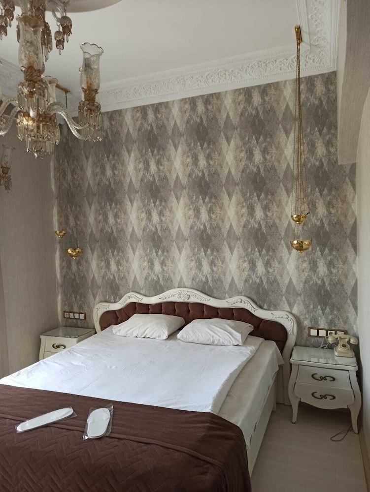 Basic Triple Room, Multiple Beds photo 1