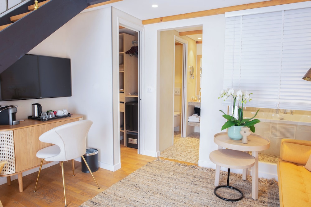 Signature Suite, Terrace photo 3