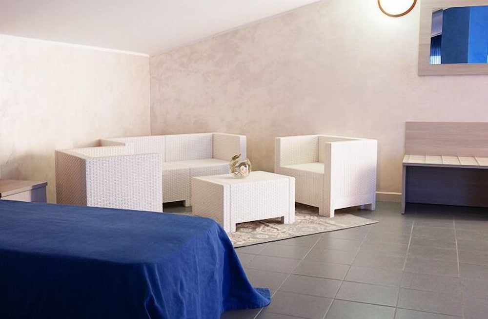 Panoramic Quadruple Room photo 1