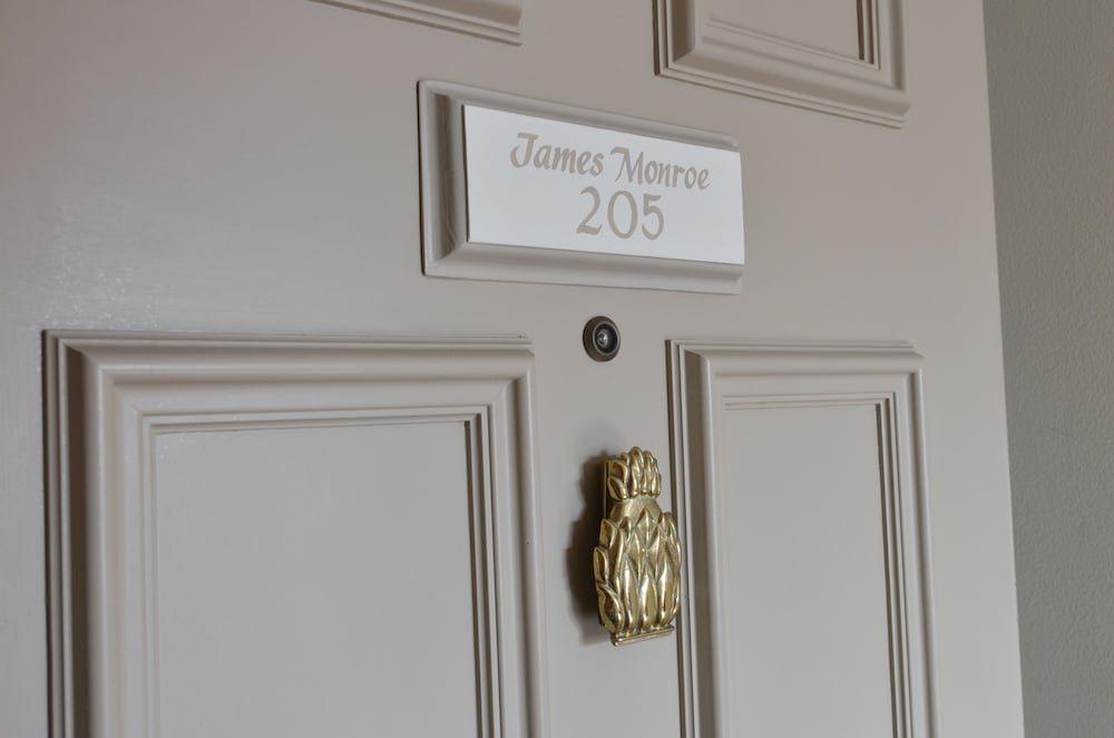 Deluxe Suite, Private Bathroom (James Monroe) photo 2