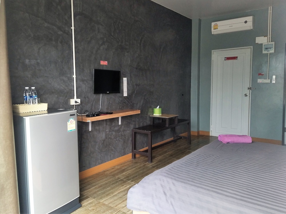 Standard Double Room with Mountain View photo 2