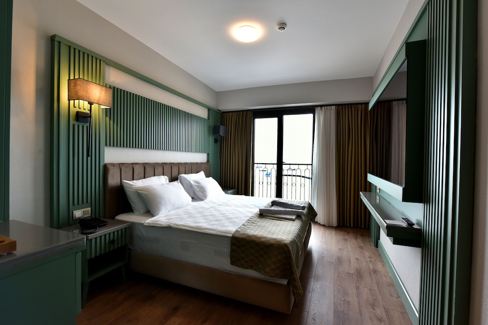 Standard Twin Room, Sea View - Photo 3