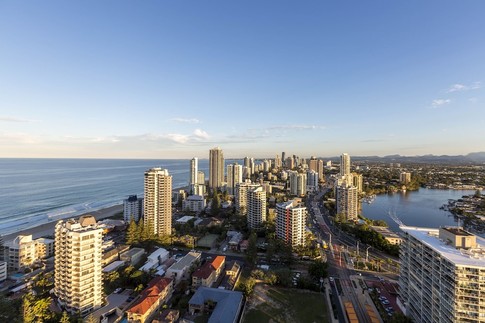 3 Bedroom Superior Ocean View Apt photo 3