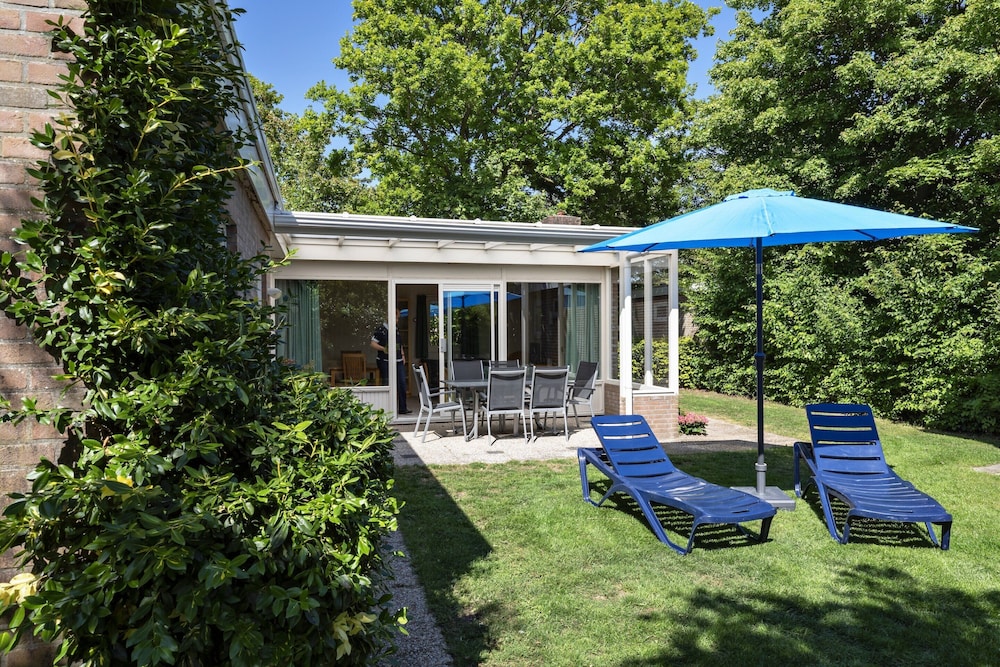 Bungalow photo 1