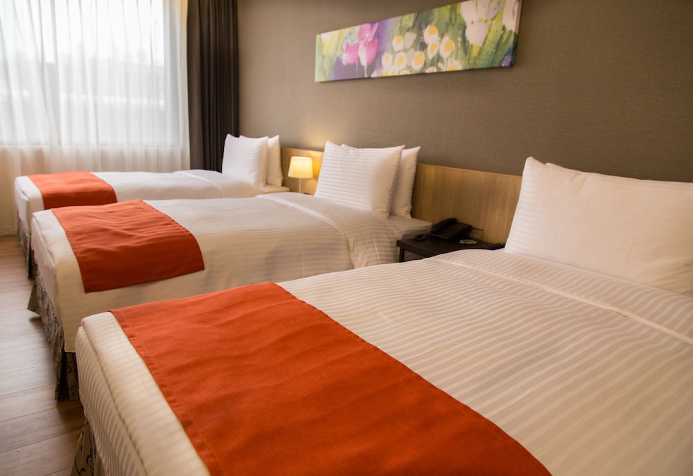 Superior Triple Room photo 3