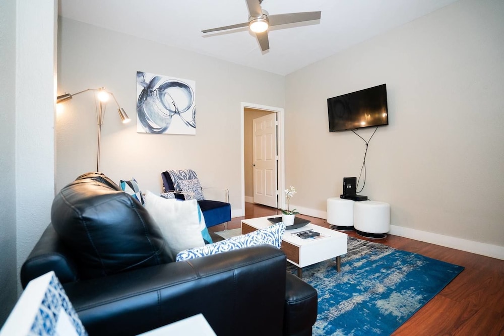 Apartment (1 Bedroom)